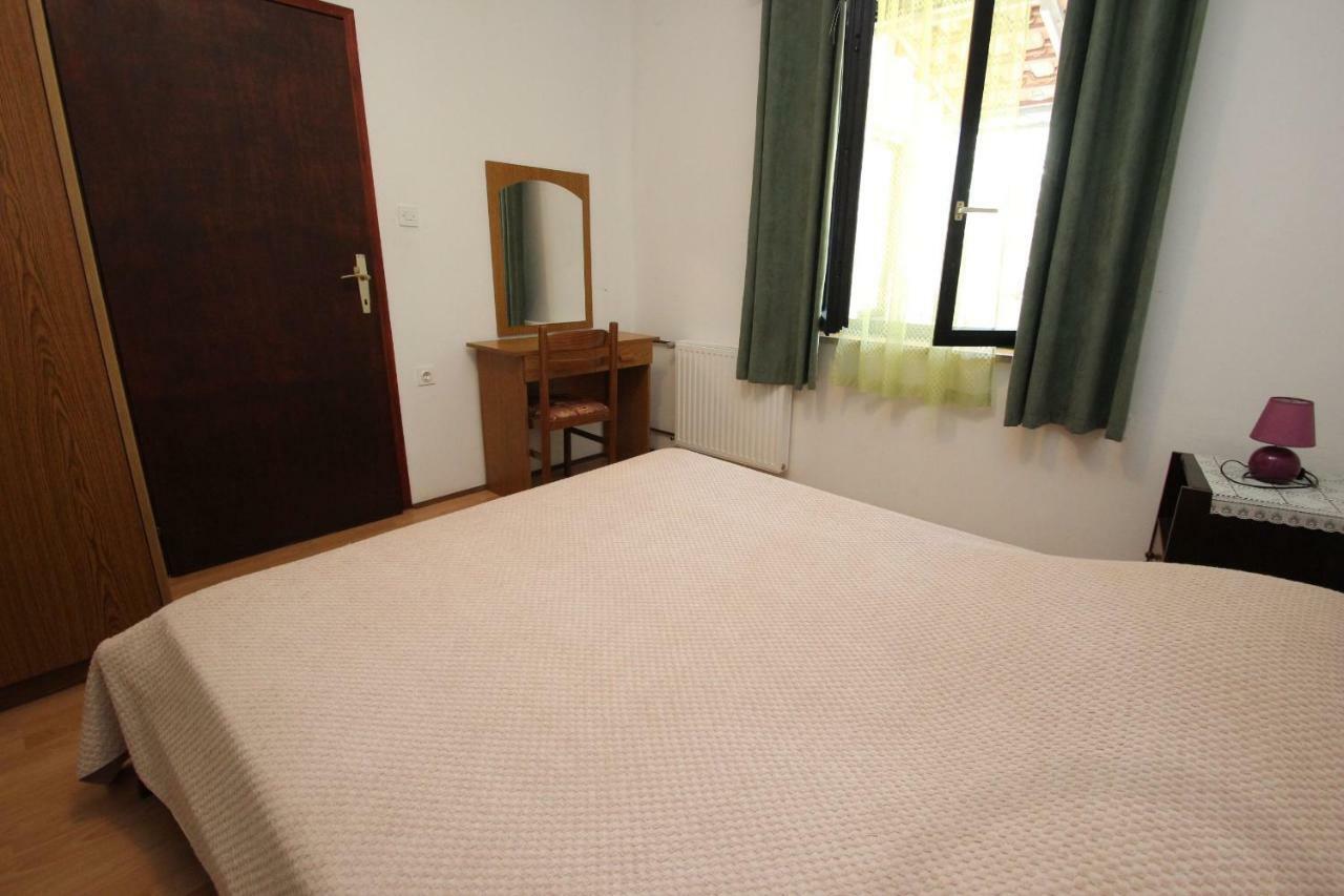 Apartment Sasa Bozac Πόρετς Εξωτερικό φωτογραφία