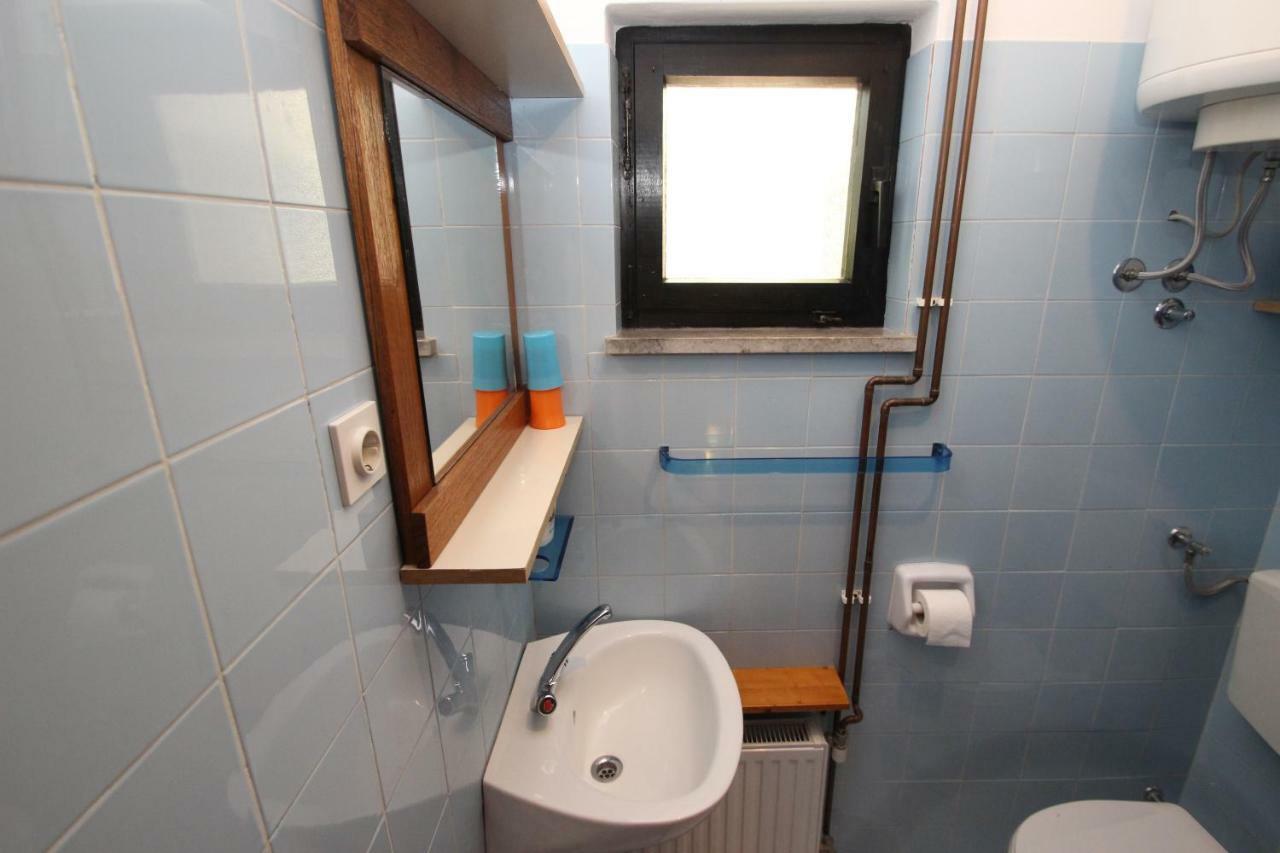 Apartment Sasa Bozac Πόρετς Εξωτερικό φωτογραφία